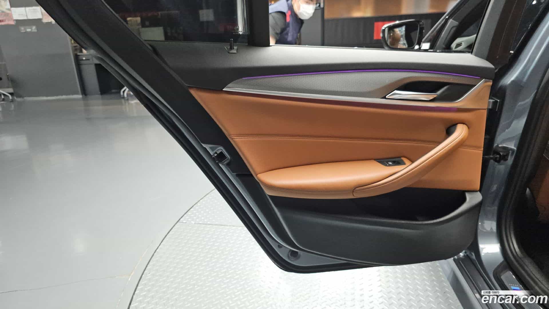 5-Series BMW 2017.9-INNER-035