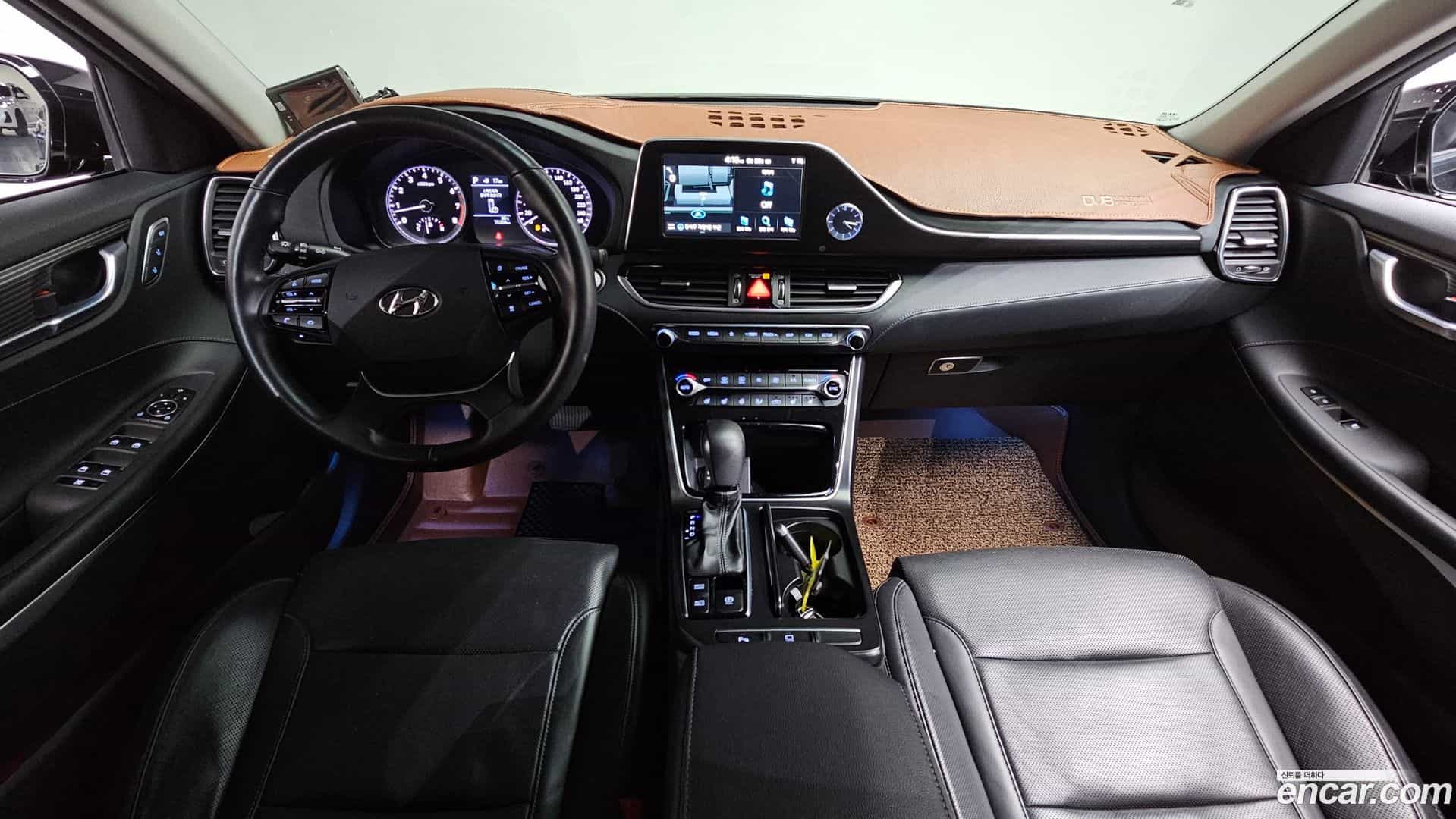 Grandeur Hyundai 2017.0-INNER-007