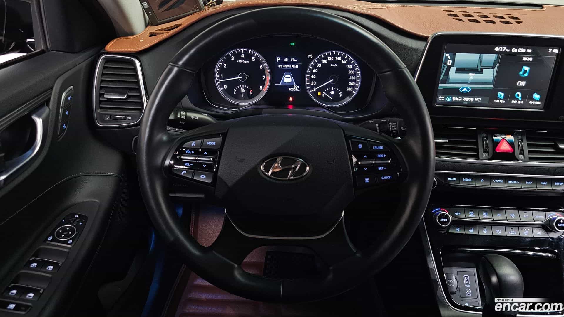 Grandeur Hyundai 2017.0-OPTION-017