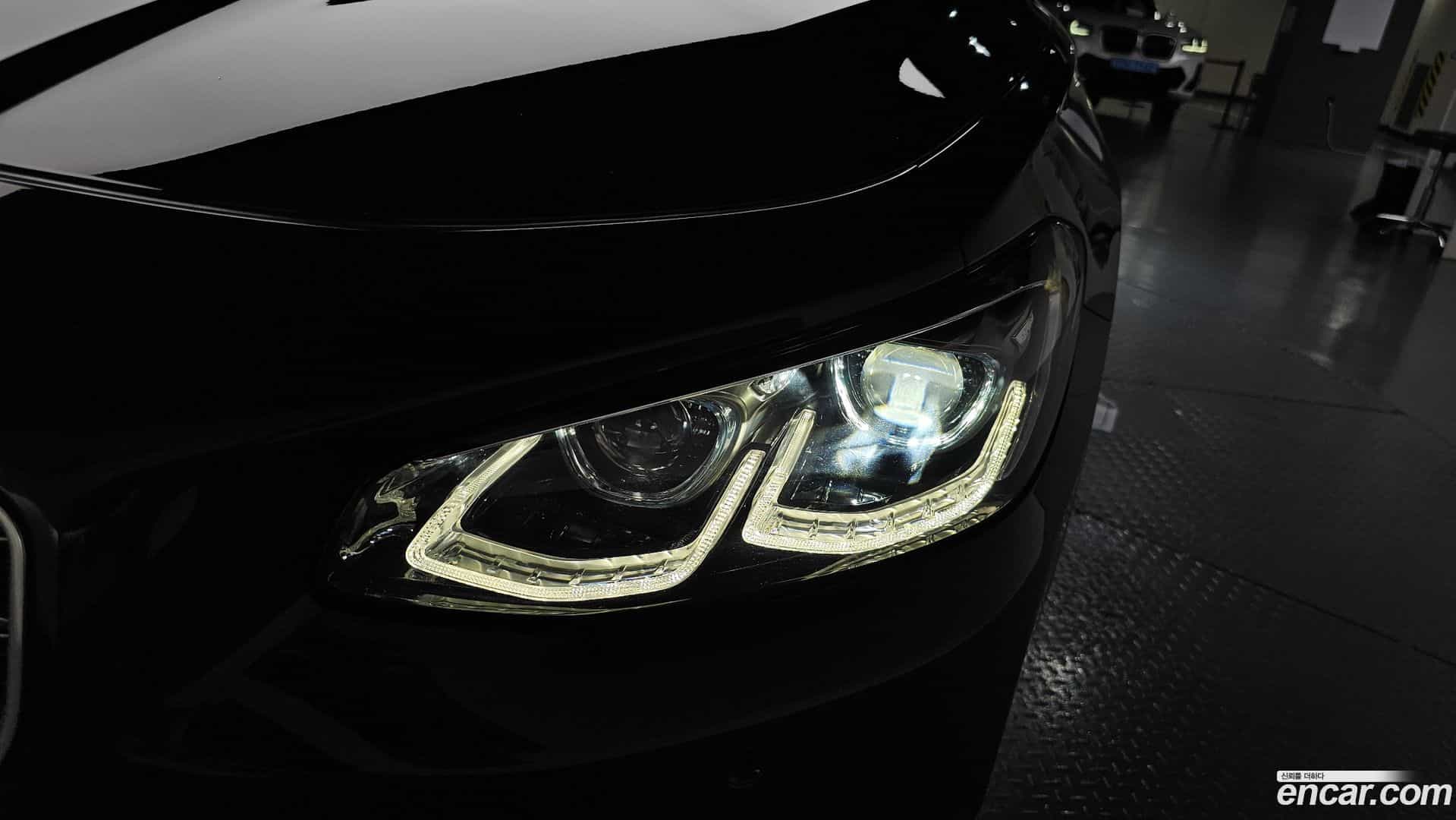 Grandeur Hyundai 2017.0-OUTER-032