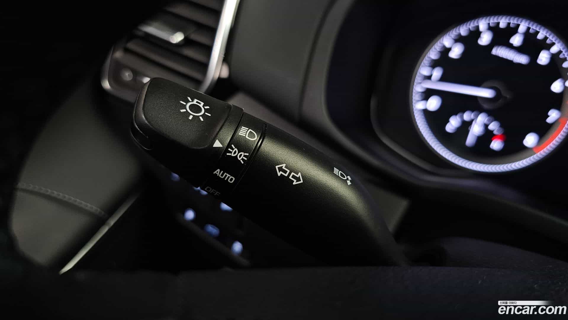 Grandeur Hyundai 2017.0-OPTION-043