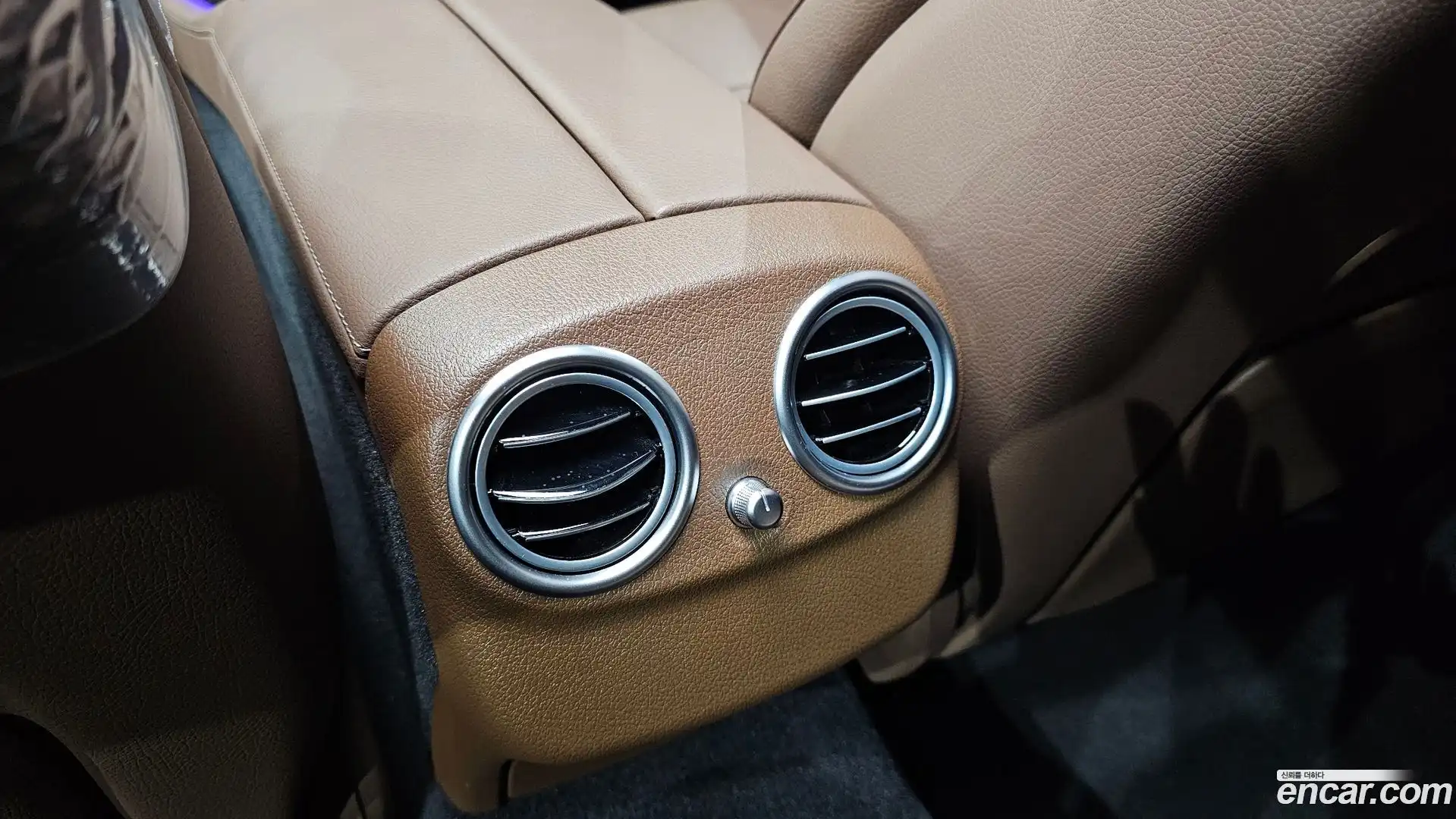 E-Class Mercedes-Benz 2023.5-OPTION-047