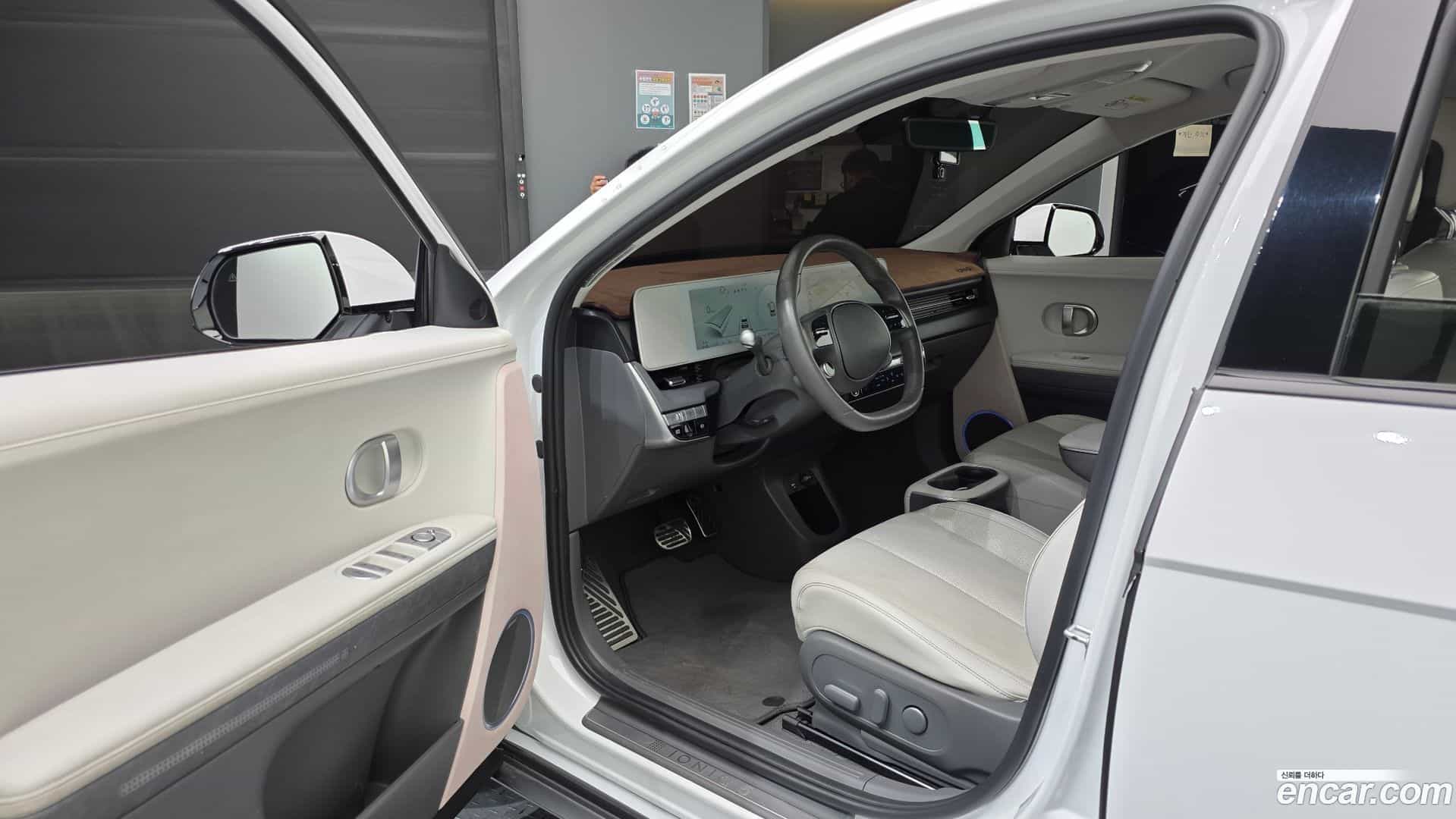 Ioniq5 Hyundai 2021.8-INNER-010