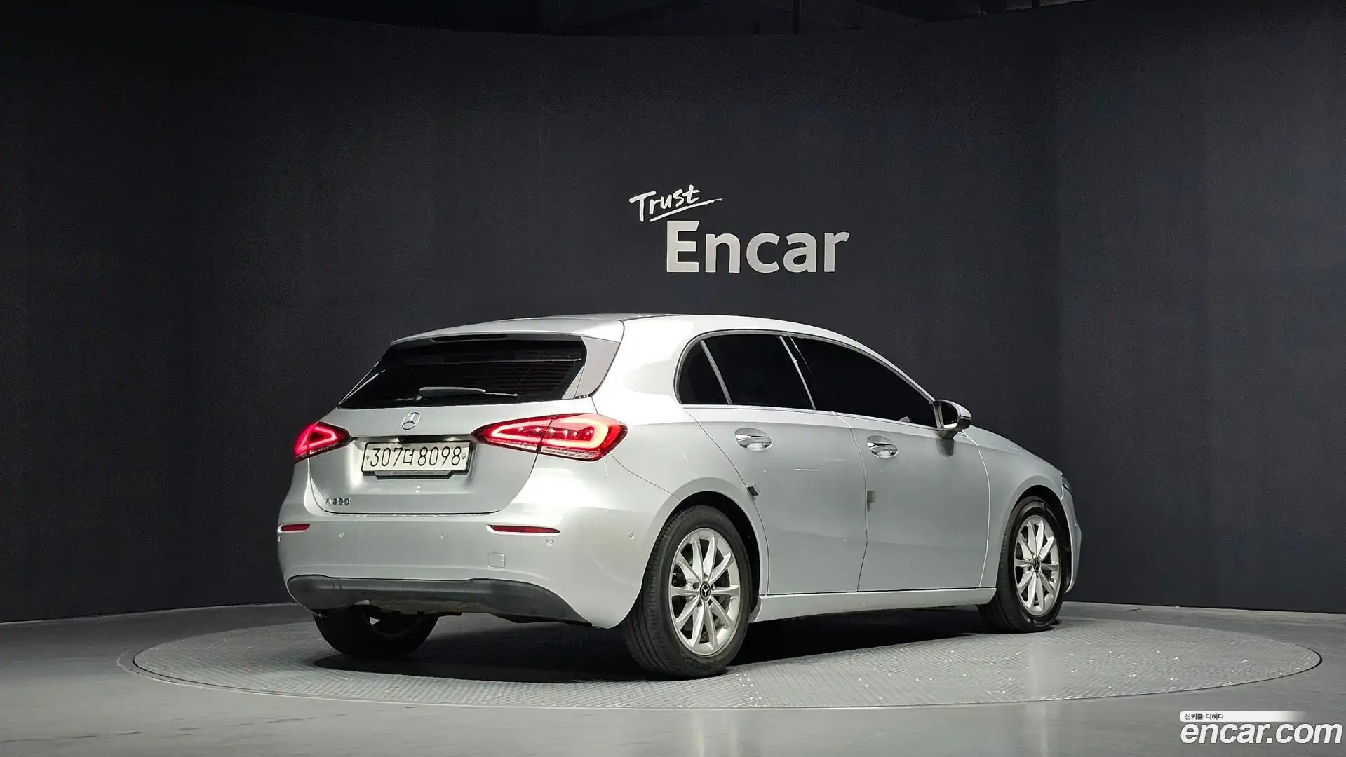 A-Class Mercedes-Benz 2019.10-OUTER-002