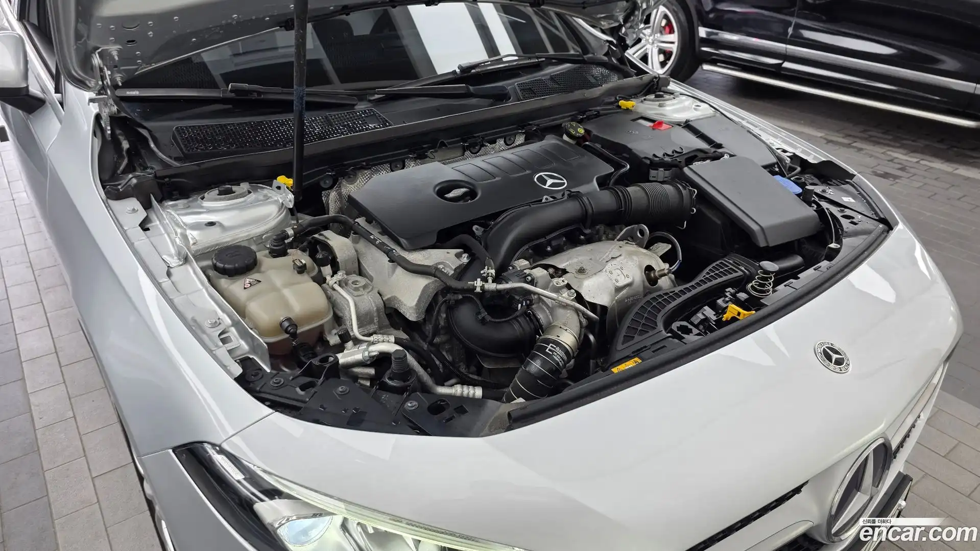 A-Class Mercedes-Benz 2019.10-OUTER-006