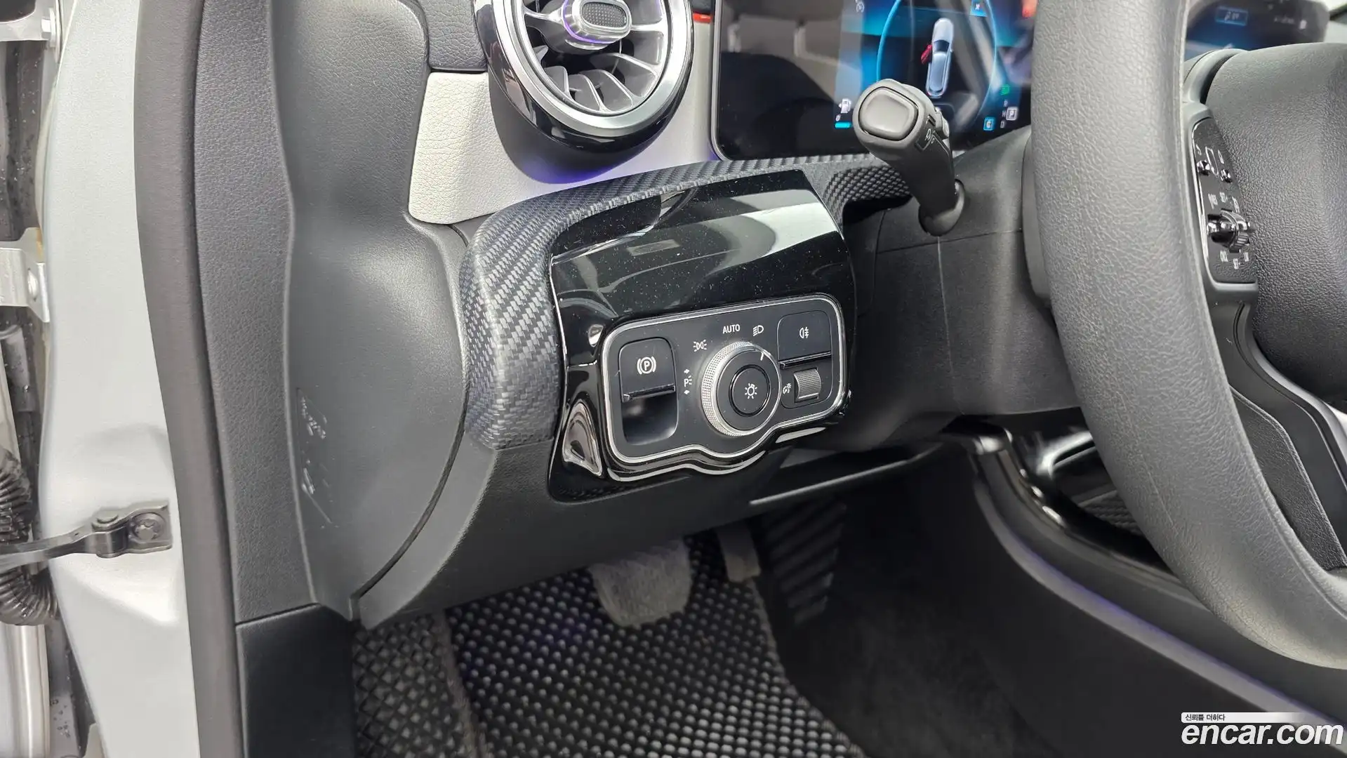 A-Class Mercedes-Benz 2019.10-OPTION-021