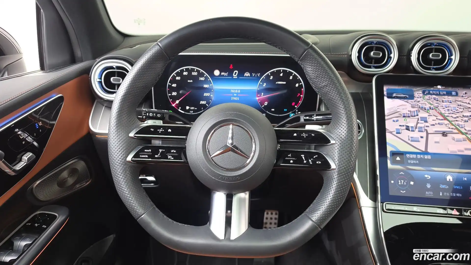 GLC-Class Mercedes-Benz 2023.7-OPTION-016