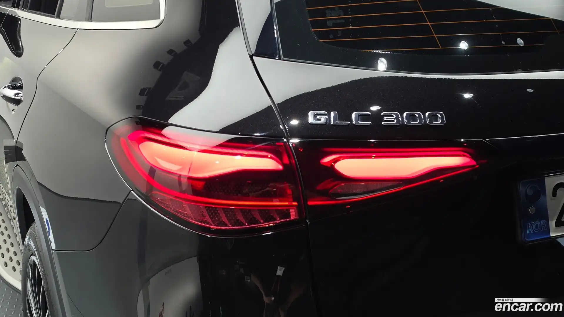 GLC-Class Mercedes-Benz 2023.7-OUTER-033