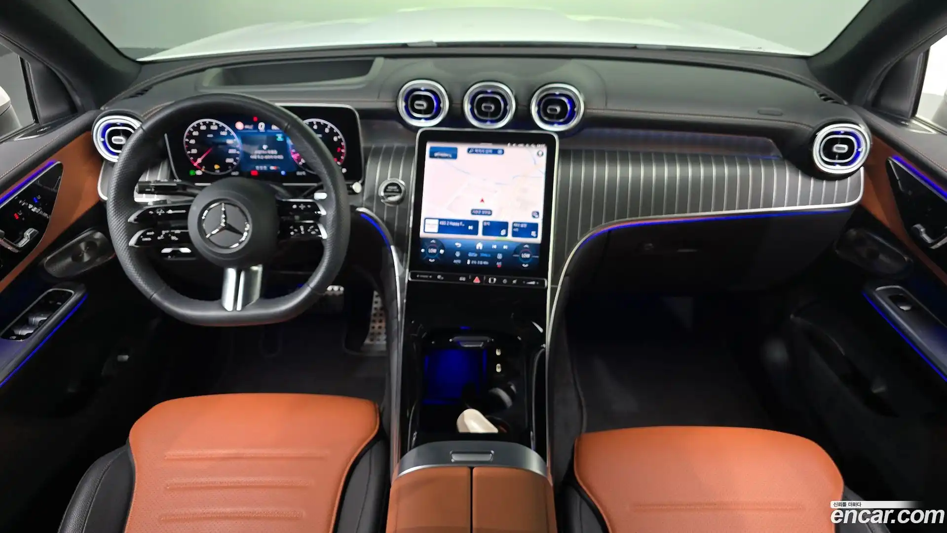 GLC-Class Mercedes-Benz 2025.5-INNER-007