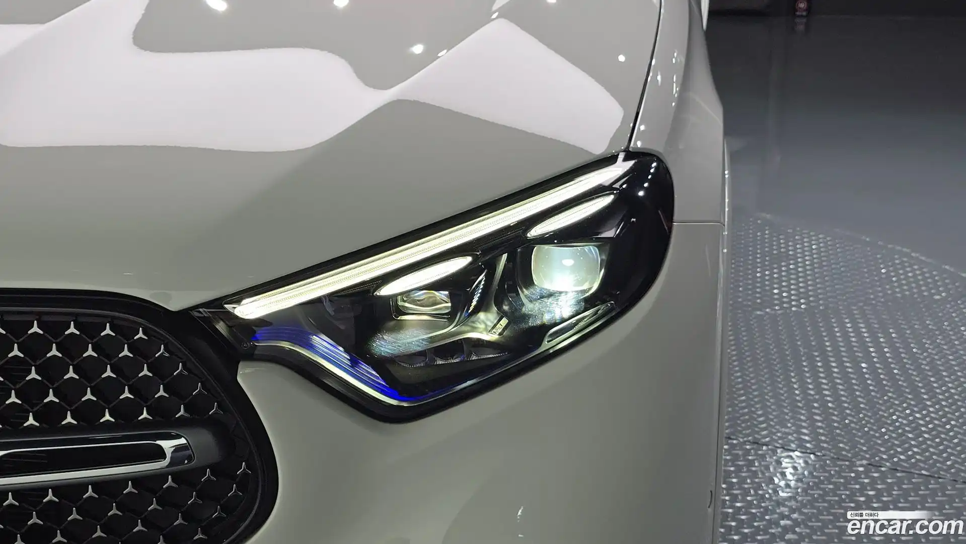 GLC-Class Mercedes-Benz 2025.5-OUTER-032