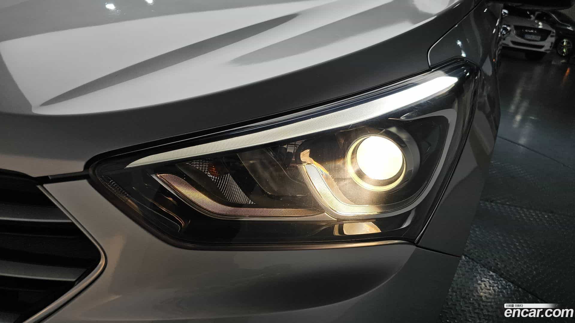 Santafe Hyundai 2015.8-OUTER-032
