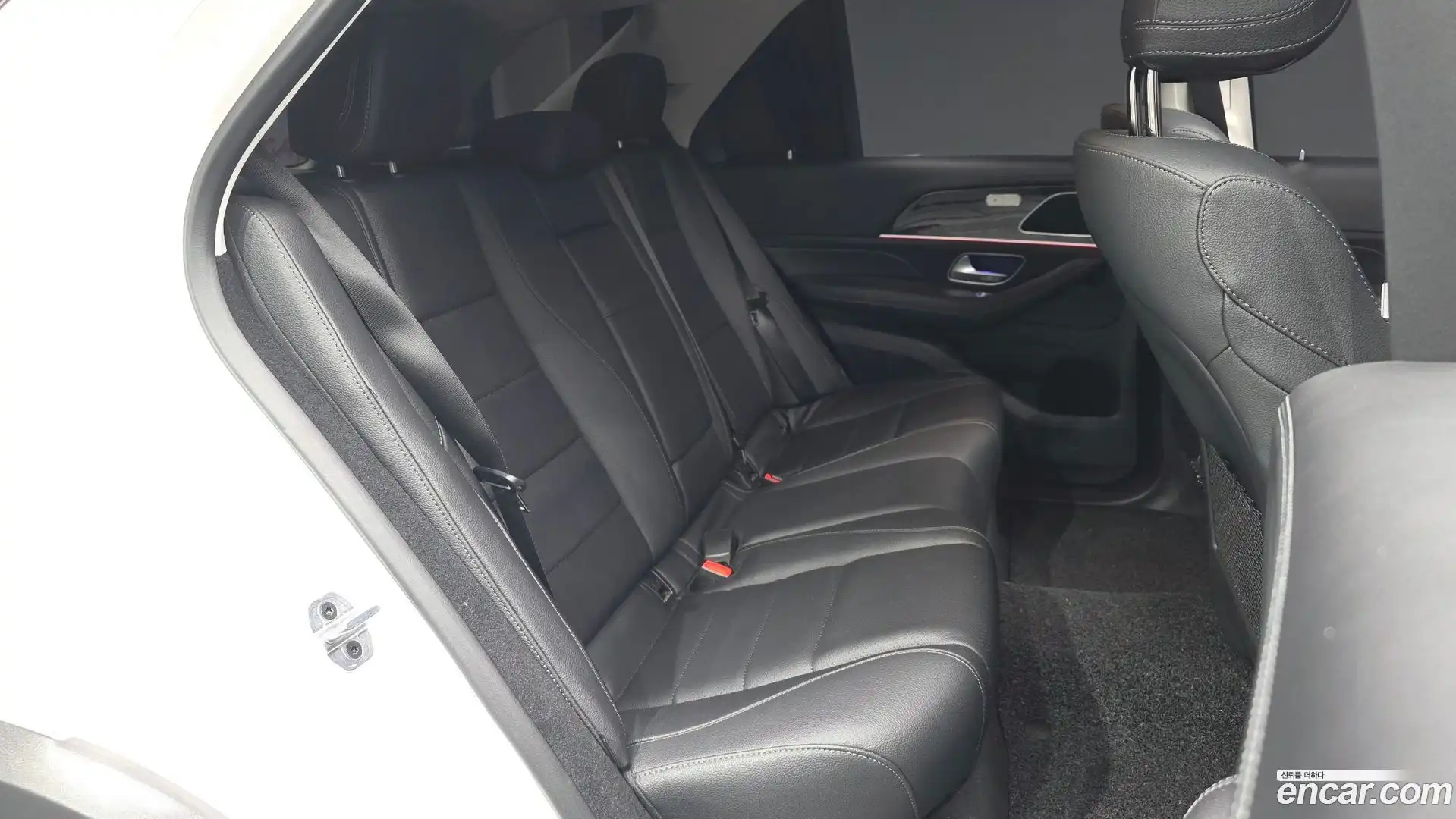 GLE-Class Mercedes-Benz 2022.2-OPTION-016
