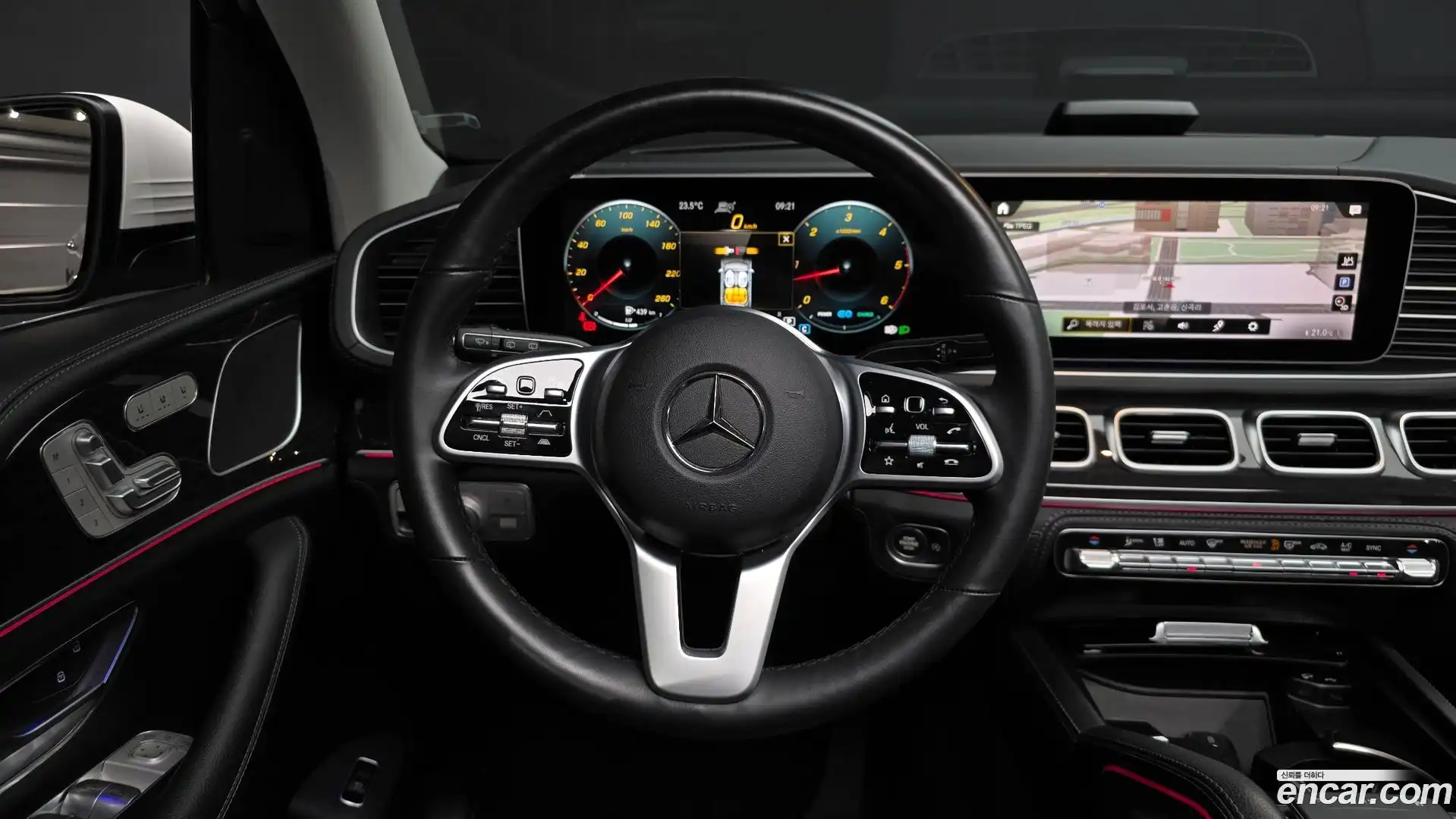 GLE-Class Mercedes-Benz 2022.2-OPTION-017