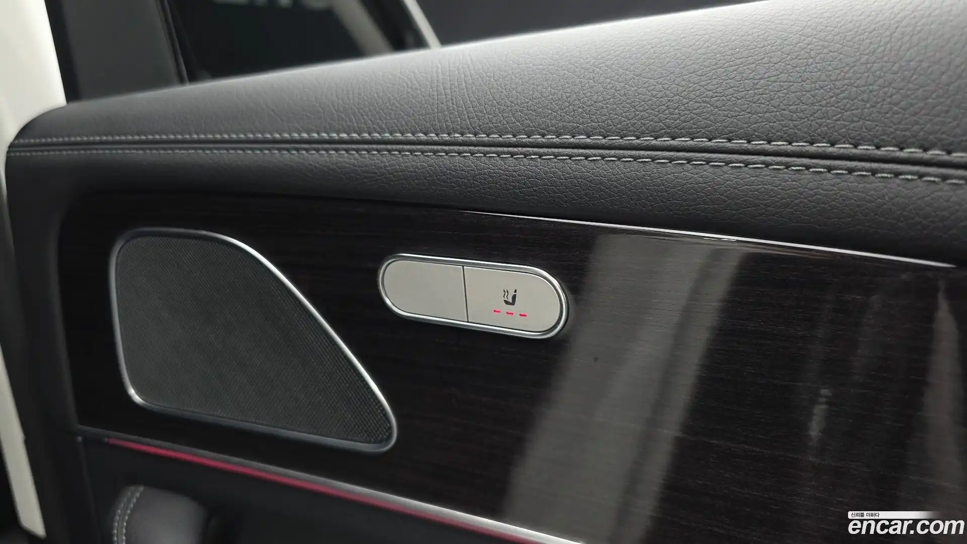 GLE-Class Mercedes-Benz 2022.2-OPTION-023