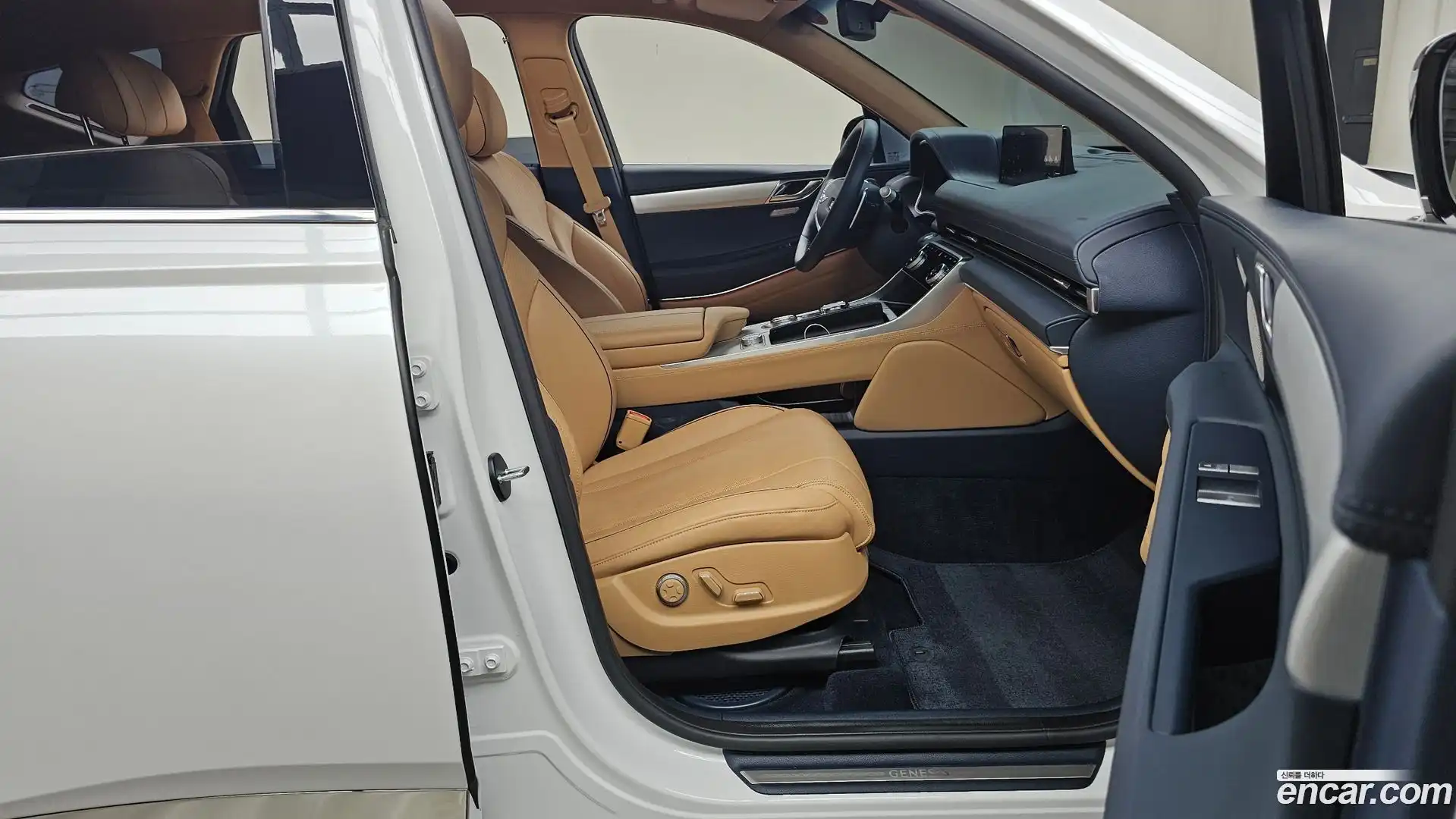 GV80 Genesis 2023.3-INNER-036