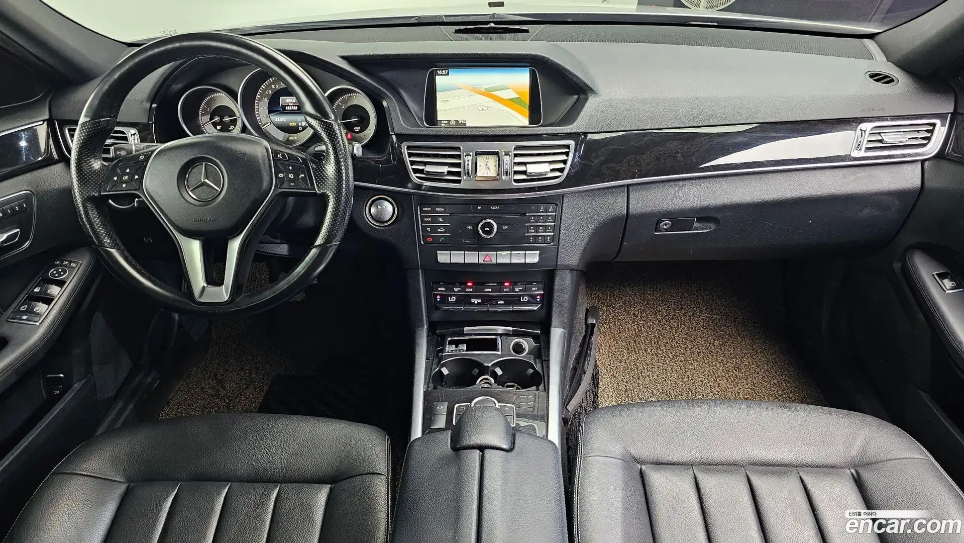 E-Class Mercedes-Benz 2016.1-INNER-007