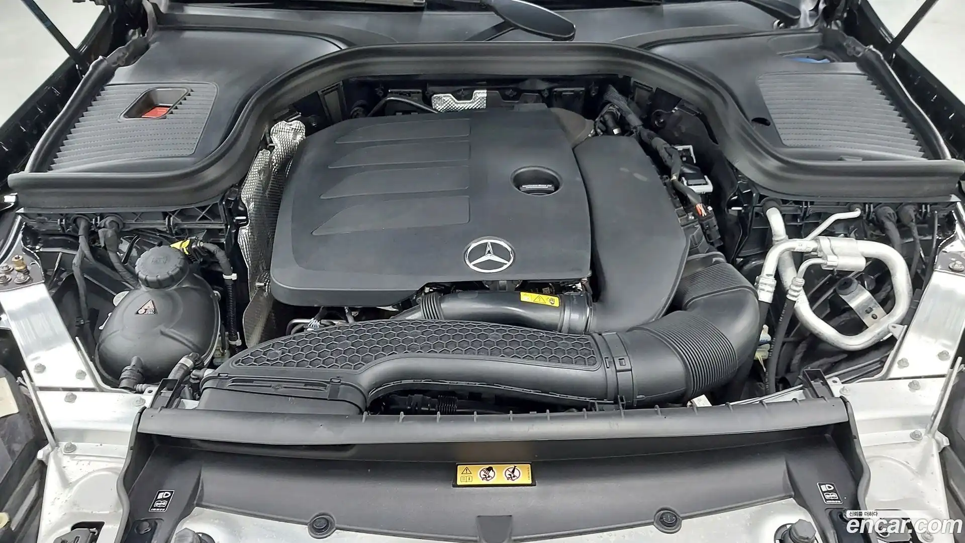 GLC-Class Mercedes-Benz 2023.3-OUTER-006