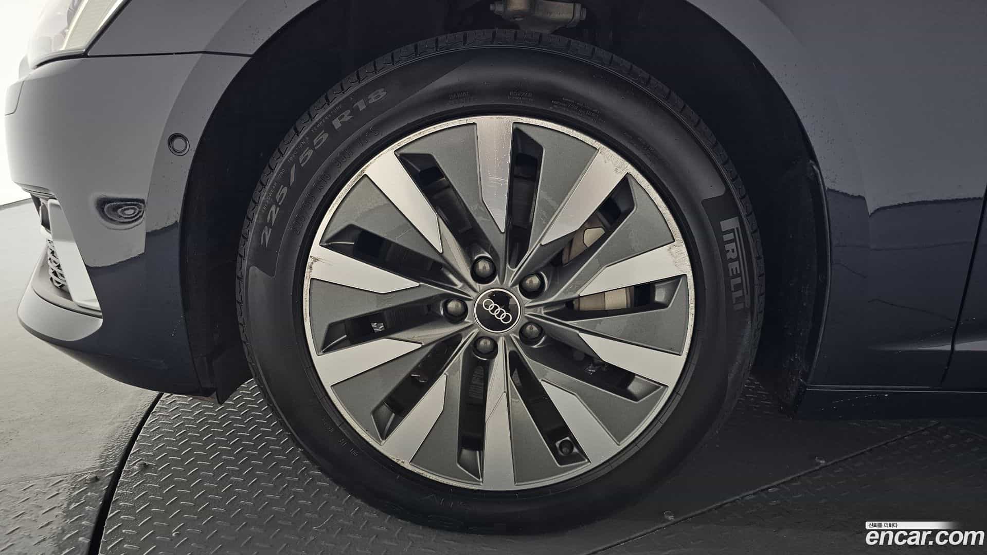 A6 Audi 2021.11-OUTER-005