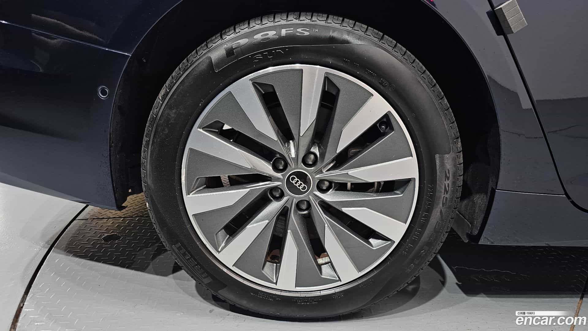 A6 Audi 2021.11-OUTER-031