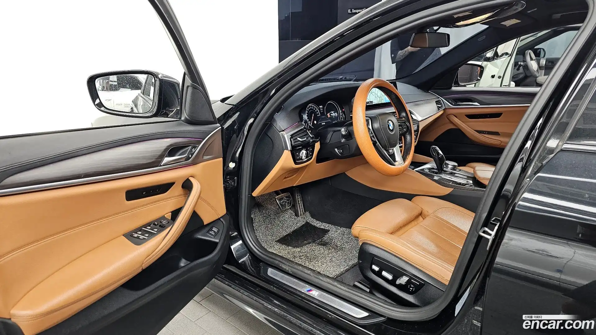 5-Series BMW 2017.8-INNER-010