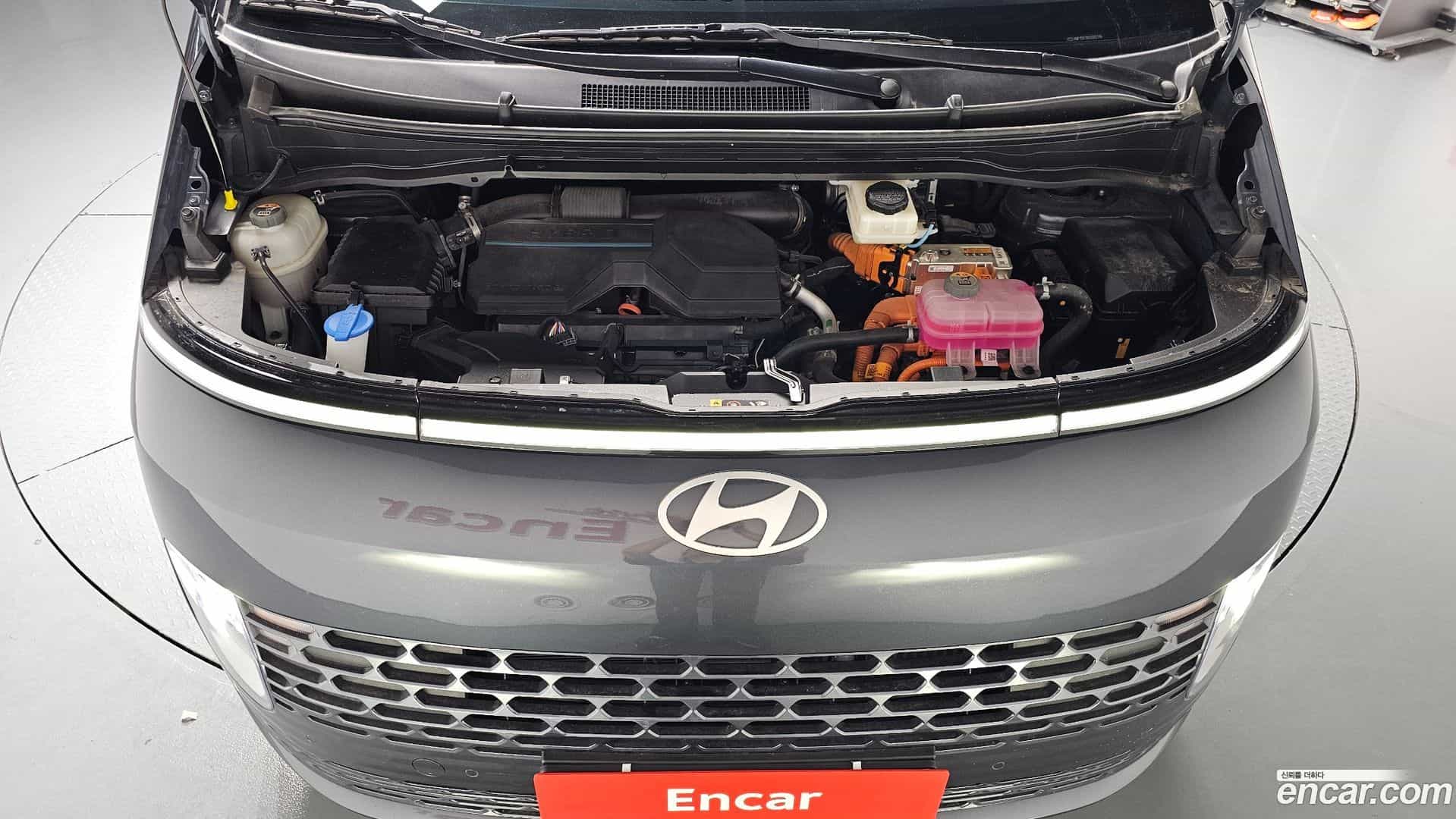 Staria Hyundai 2024.3-OUTER-006