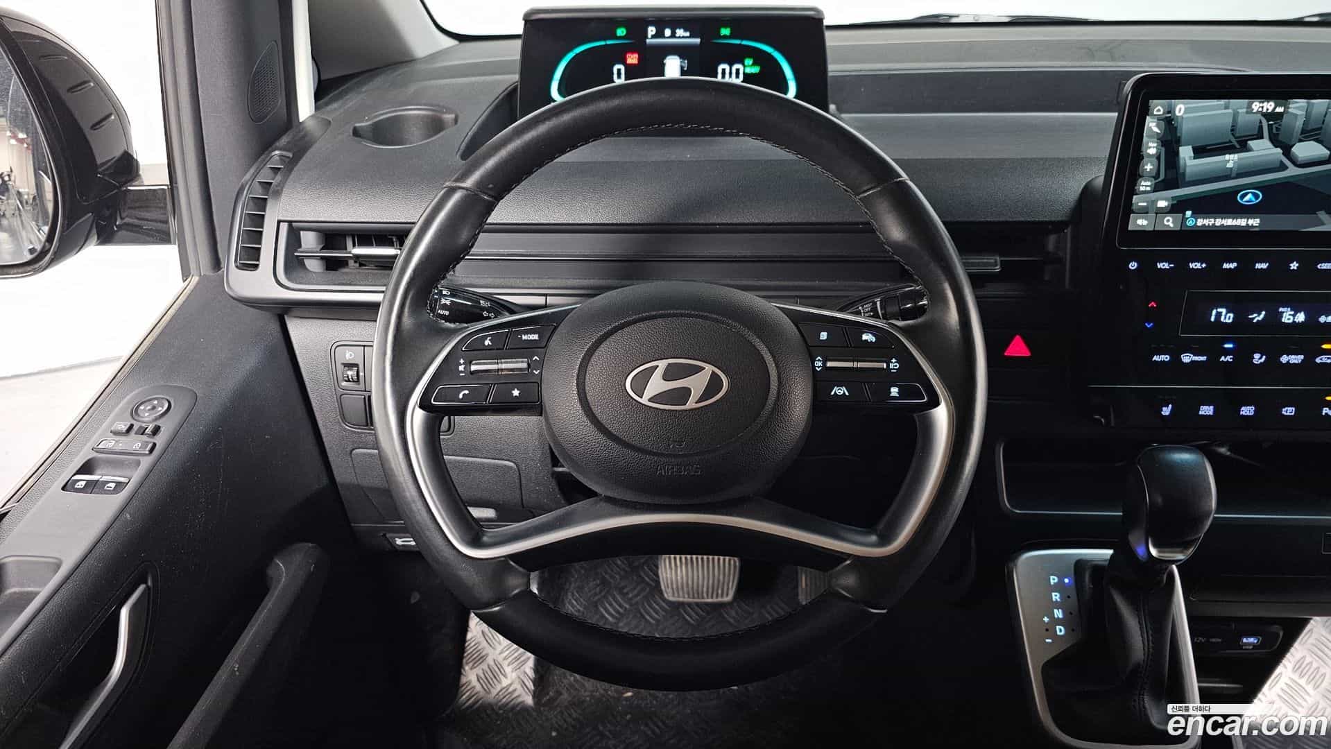 Staria Hyundai 2024.3-OPTION-017