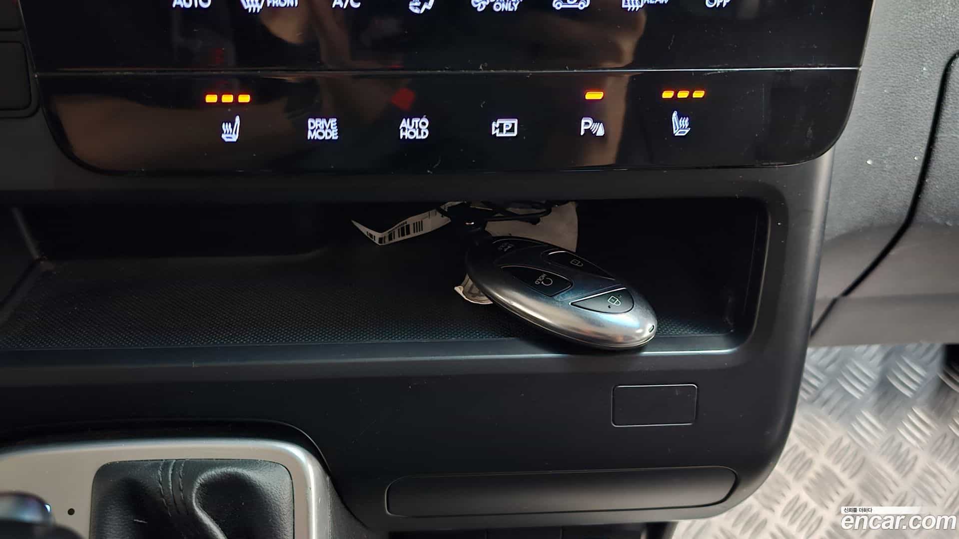Staria Hyundai 2024.3-OPTION-021