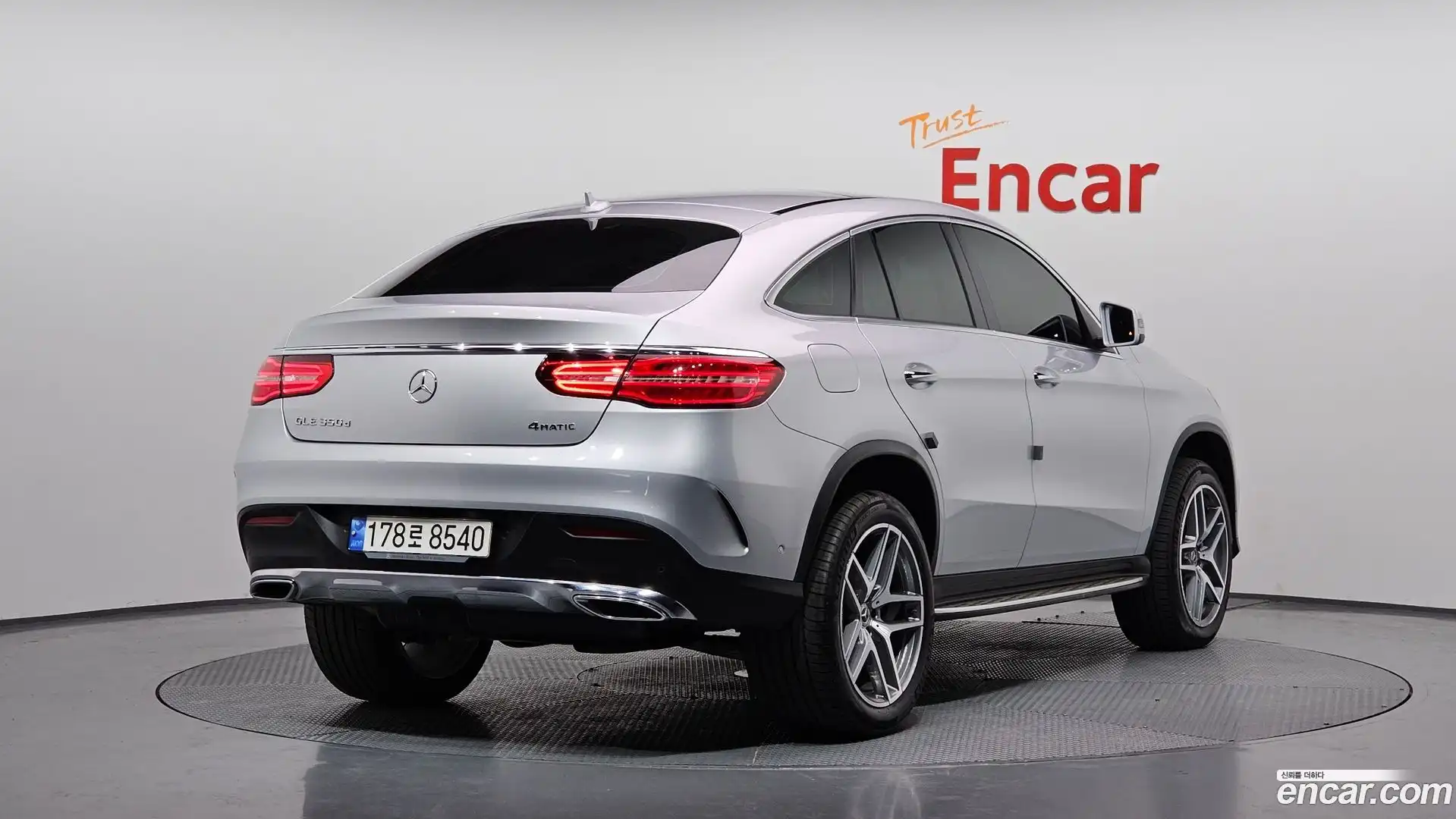 GLE-Class Mercedes-Benz 2018.5-OUTER-002