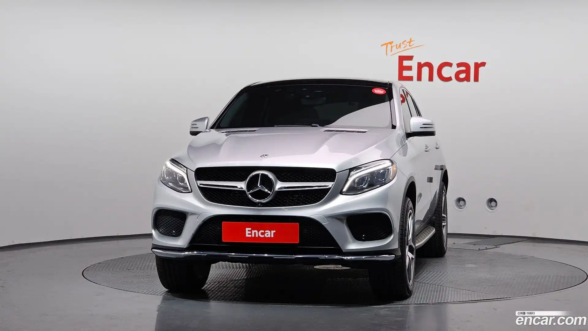 GLE-Class Mercedes-Benz 2018.5-OUTER-003