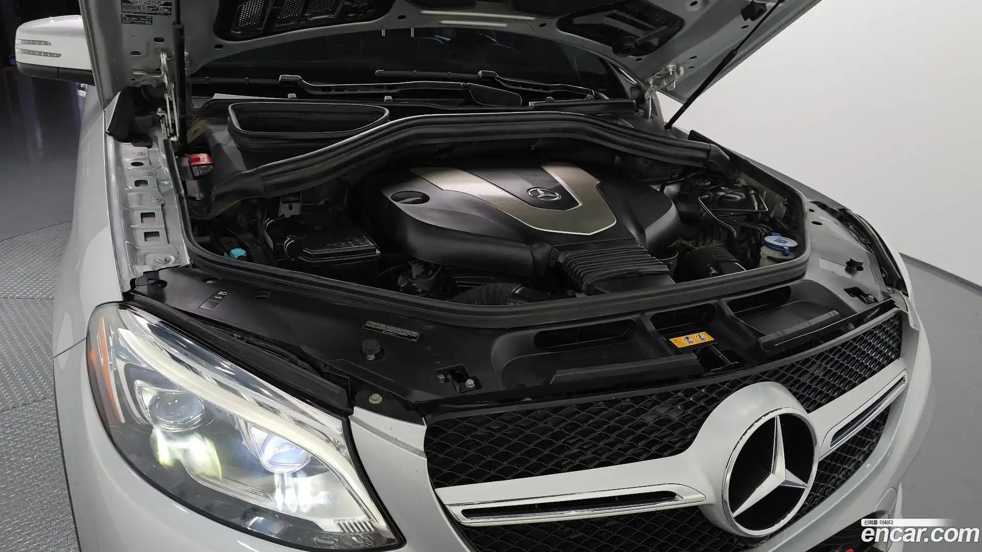 GLE-Class Mercedes-Benz 2018.5-OUTER-006