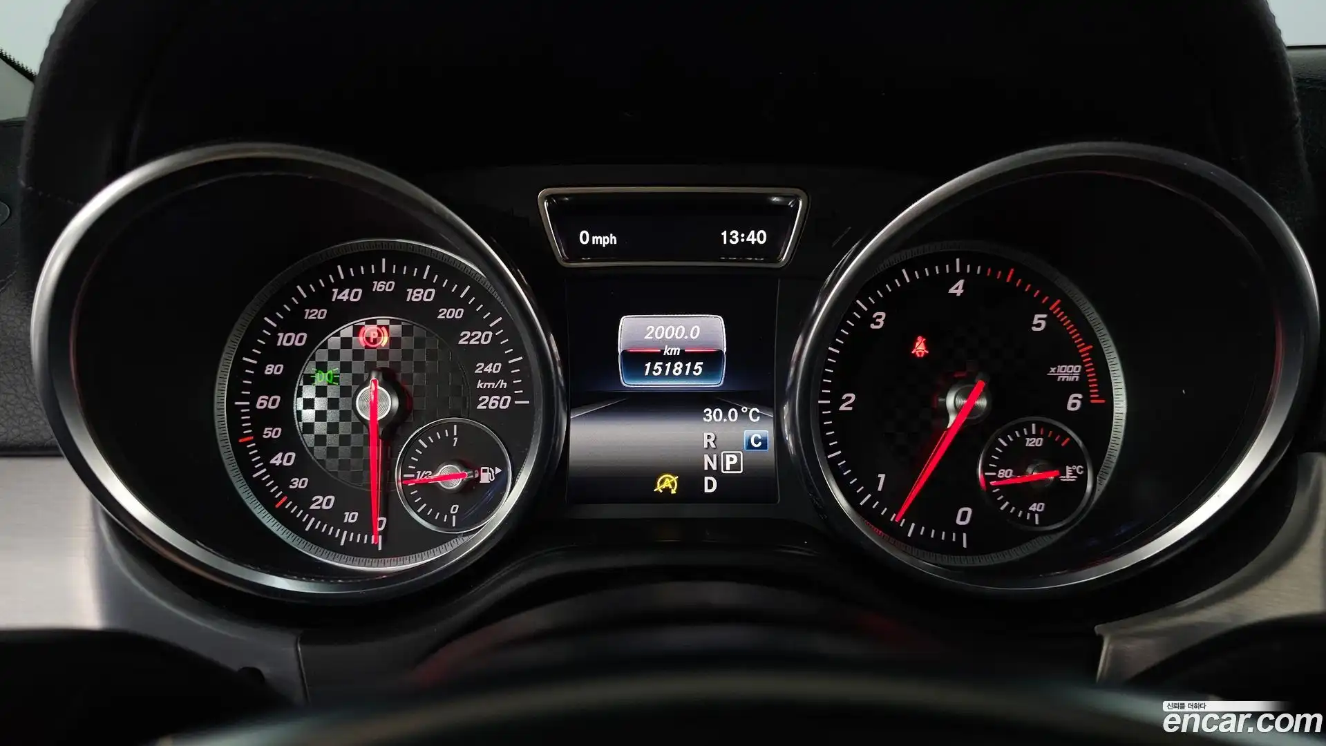 GLE-Class Mercedes-Benz 2018.5-INNER-008