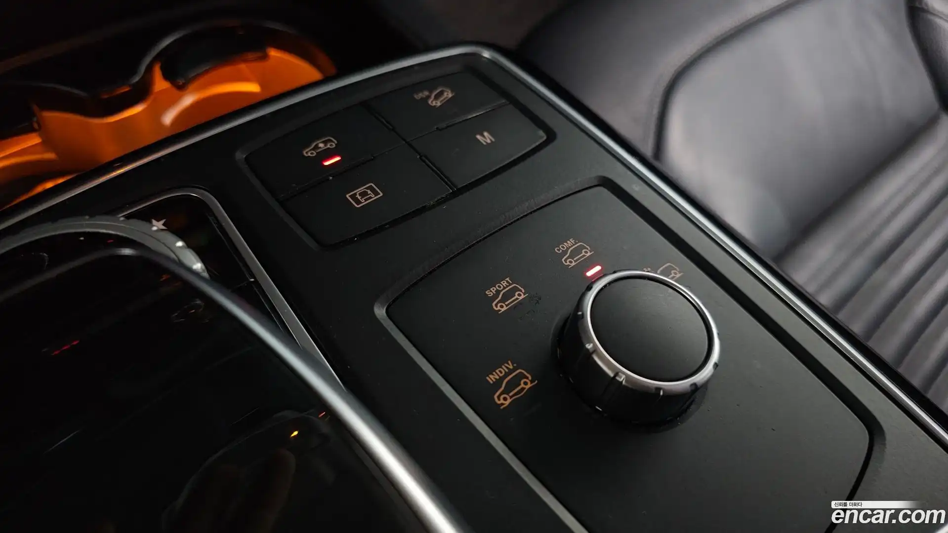 GLE-Class Mercedes-Benz 2018.5-OPTION-020