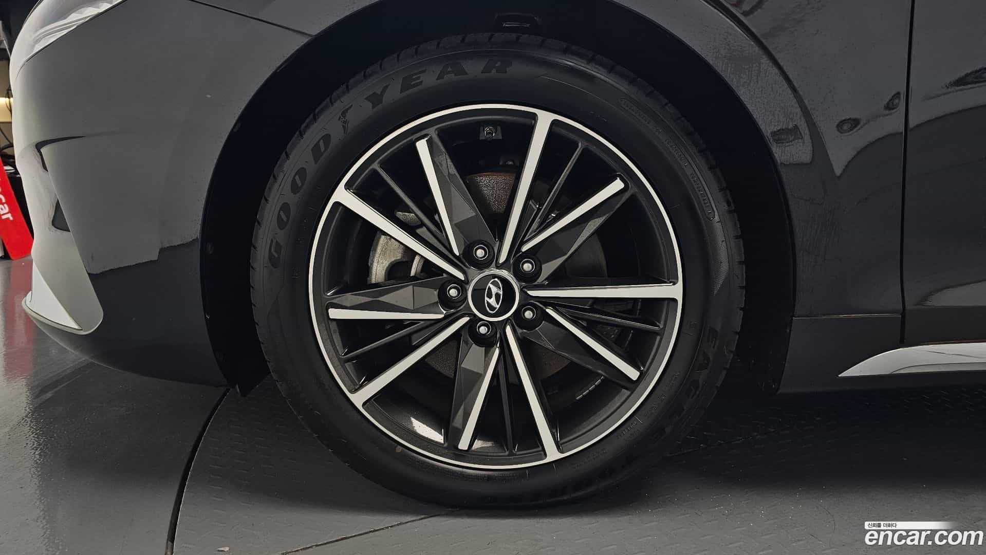 Grandeur Hyundai 2020.10-OUTER-005