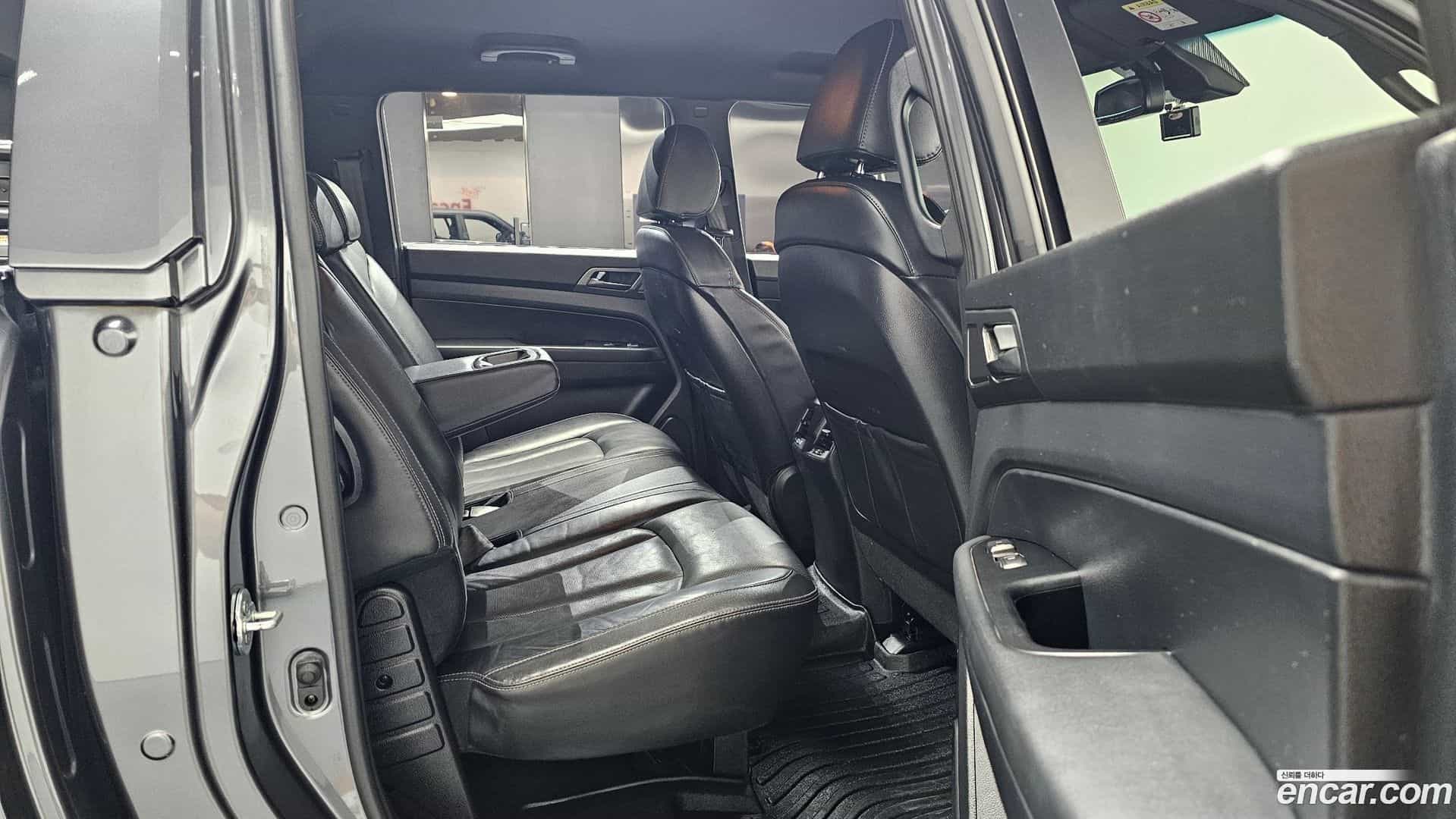 Rexton KG Mobility 2021.8-OPTION-015