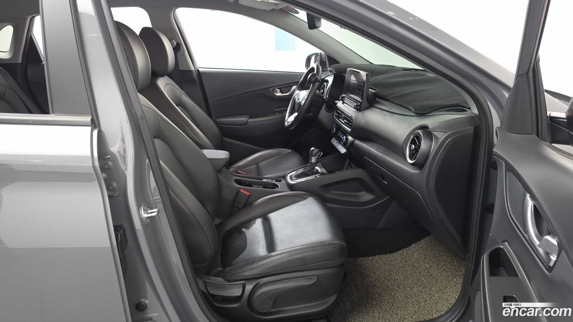 Kona Hyundai 2022.6-INNER-036