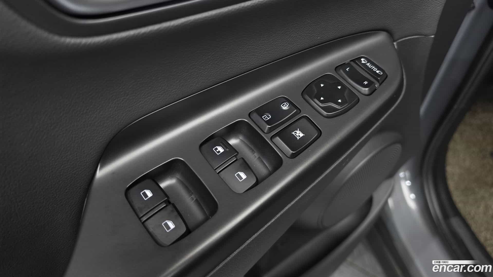 Kona Hyundai 2022.6-OPTION-042
