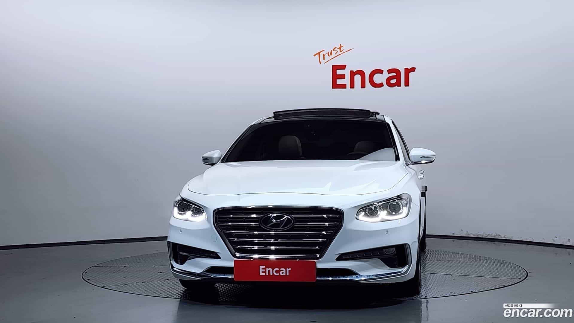 Grandeur Hyundai 2018.0-OUTER-003