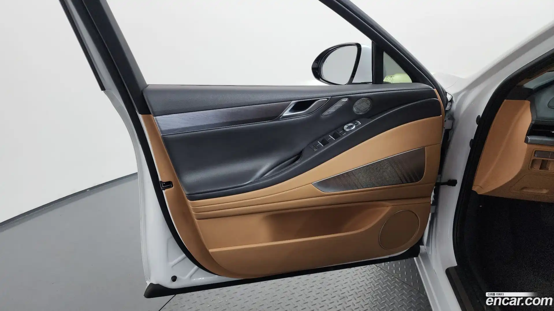 G80 Genesis 2021.4-INNER-034