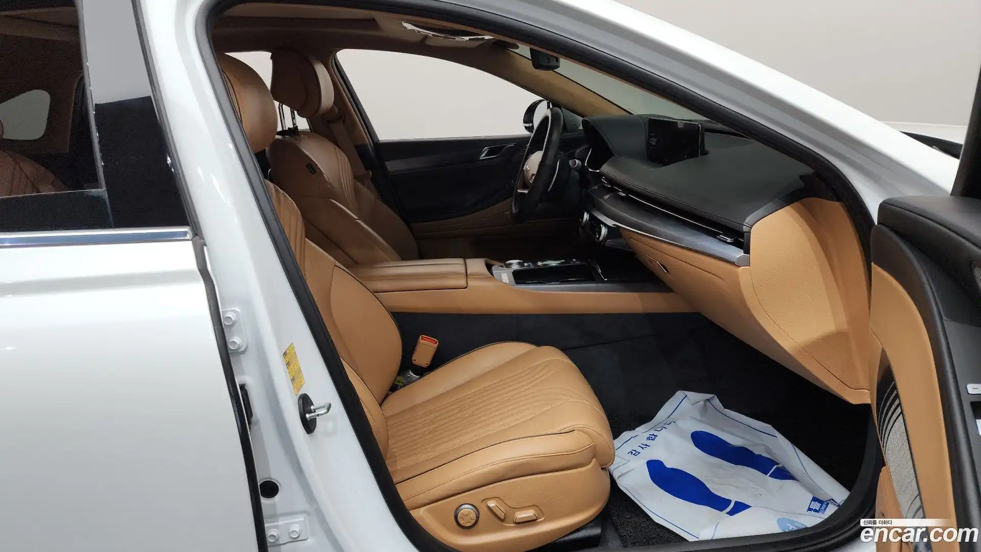 G80 Genesis 2021.4-INNER-036