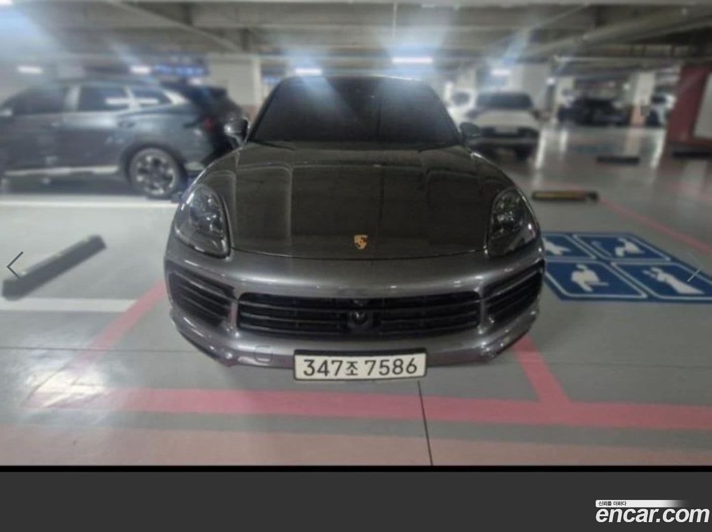 Main__Slider__Photo:Cayenne Porsche 2020.3-0
