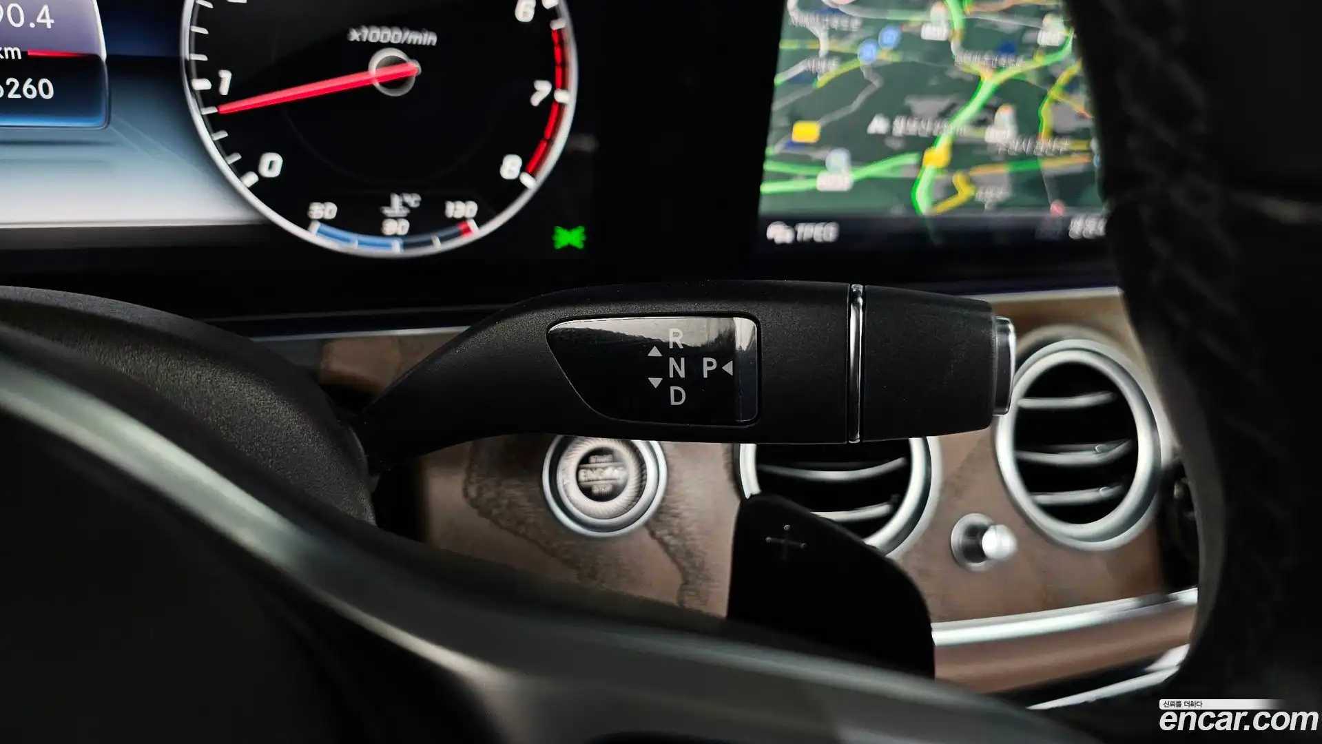 E-Class Mercedes-Benz 2020.3-INNER-009