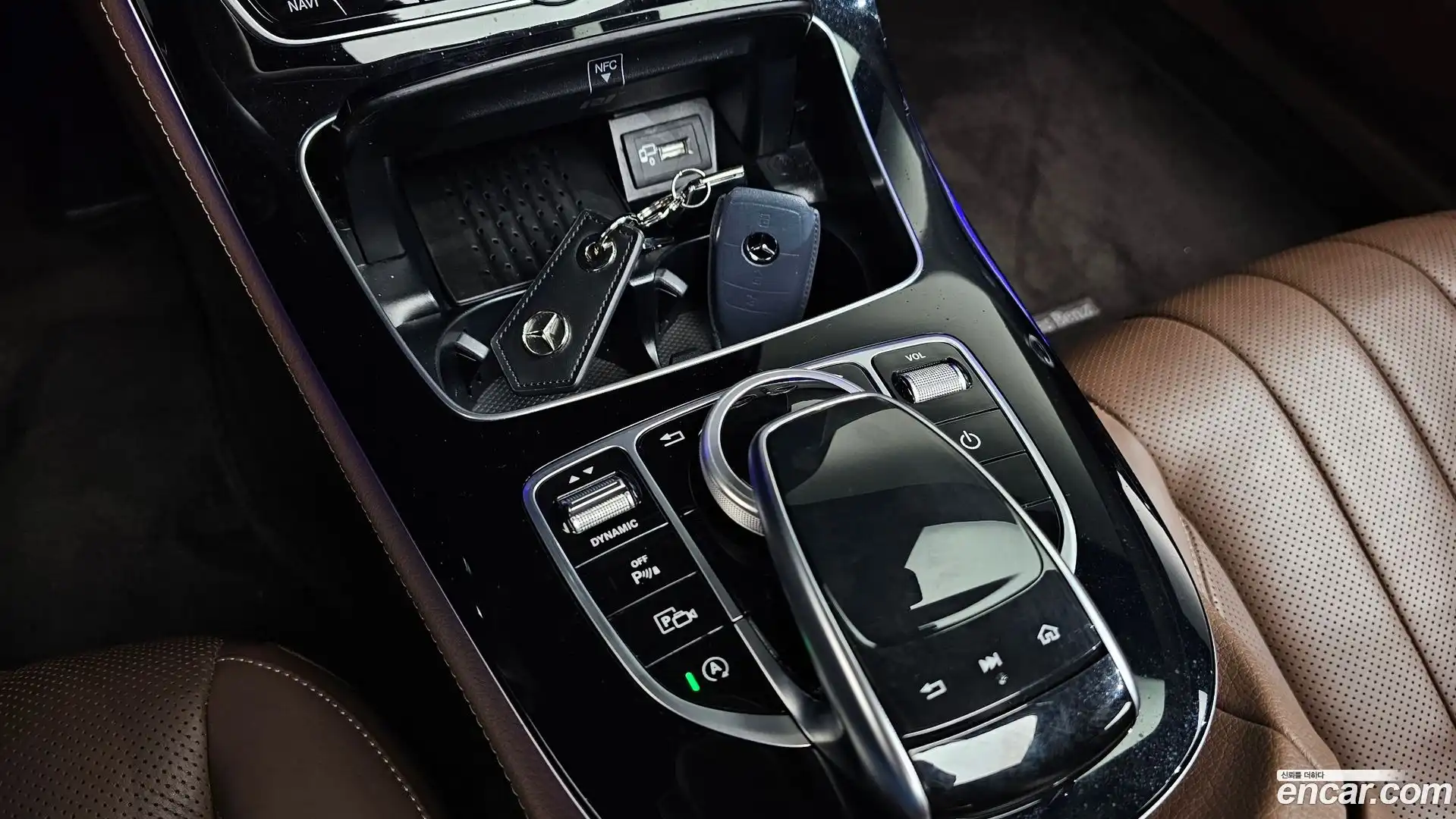 E-Class Mercedes-Benz 2020.3-OPTION-023