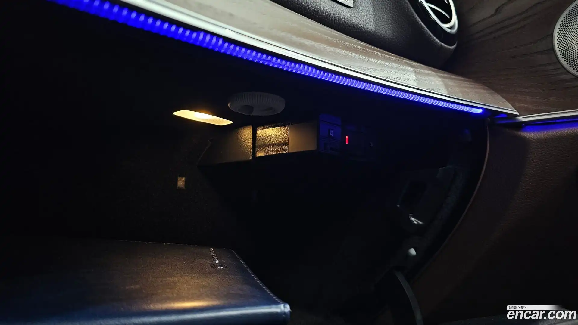 E-Class Mercedes-Benz 2020.3-OPTION-047