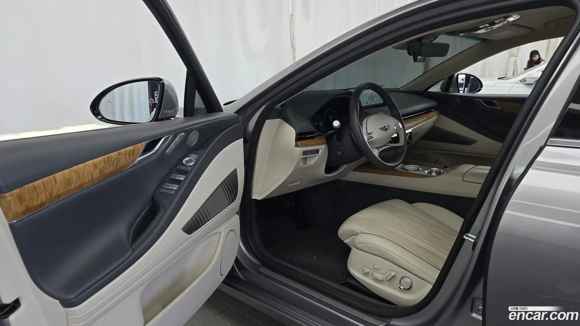 G80 Genesis 2021.10-INNER-010