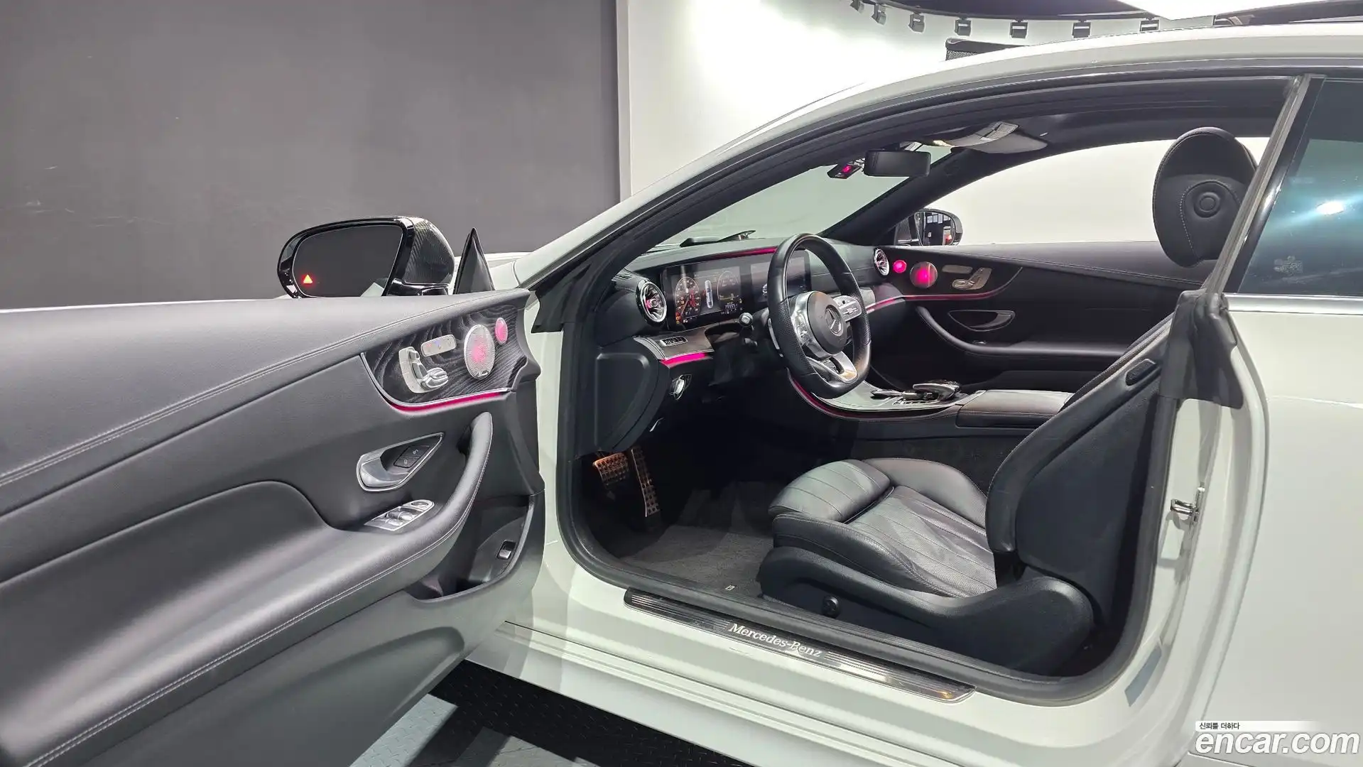 E-Class Mercedes-Benz 2019.1-INNER-010
