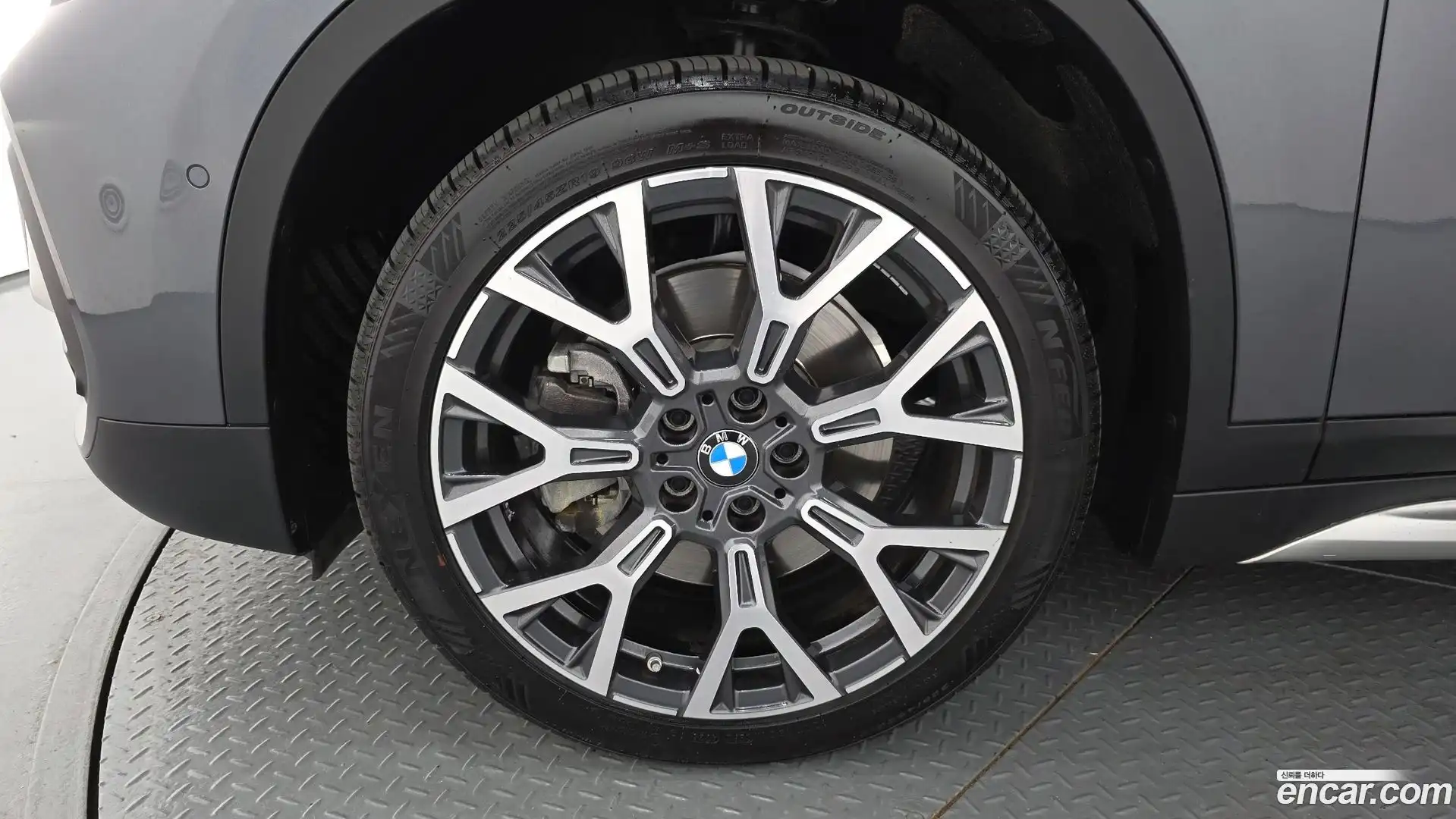X1 BMW 2022.7-OUTER-005