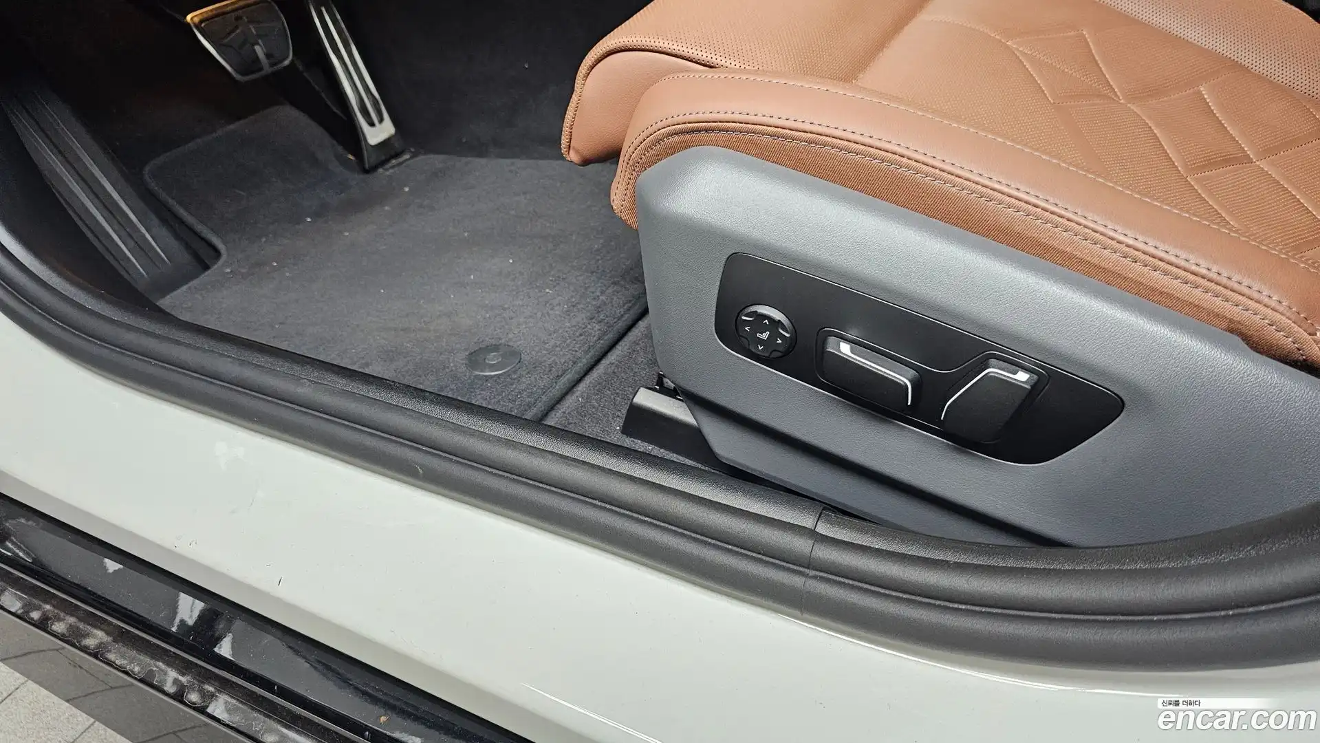 5-Series BMW 2025.11-OPTION-044