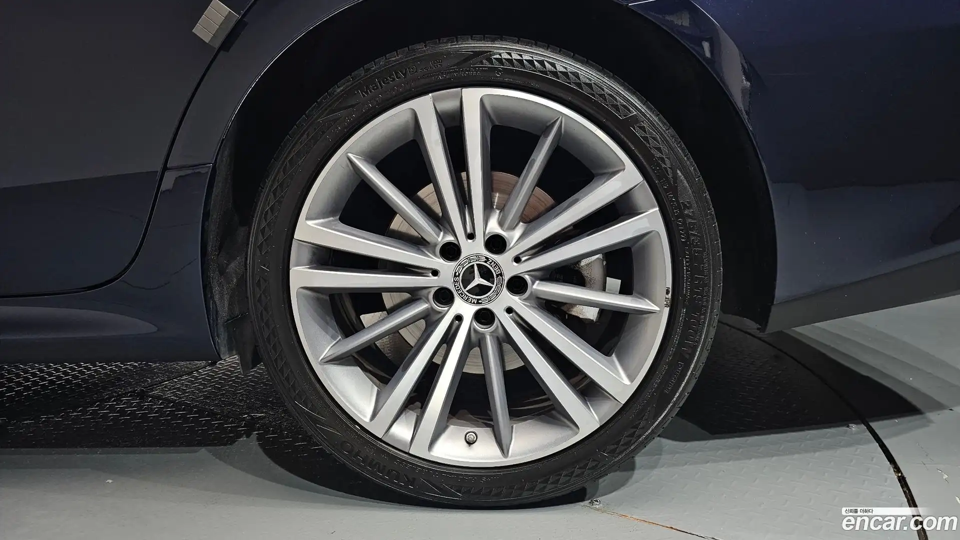 CLS-Class Mercedes-Benz 2019.8-OUTER-031