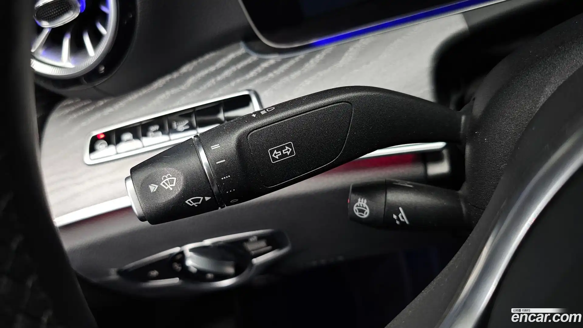 CLS-Class Mercedes-Benz 2019.8-OPTION-041