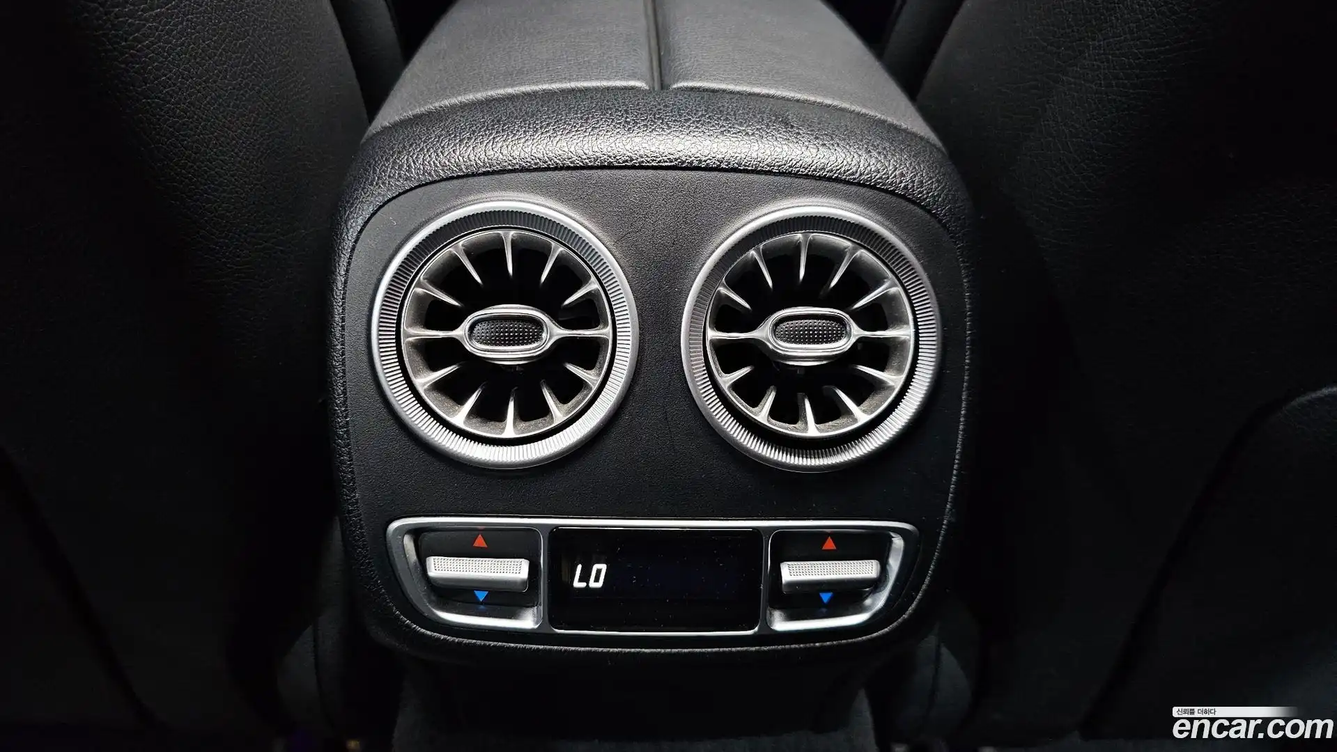 CLS-Class Mercedes-Benz 2019.8-OPTION-043